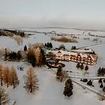 Waldhotel Kreuztanne Otel 4*