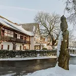 Otel Waldhotel Kreuztanne