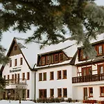Otel Waldhotel Kreuztanne 4*