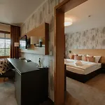Waldhotel Kreuztanne Sayda