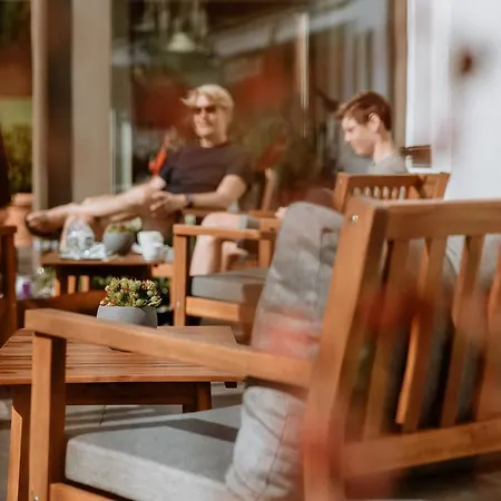Waldhotel Kreuztanne 호텔