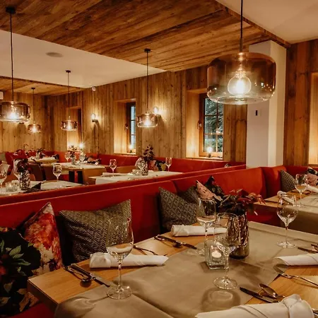 מלון Waldhotel Kreuztanne