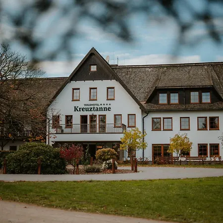 Waldhotel Kreuztanne Otel 4*