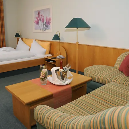 Hotell Waldhotel Kreuztanne Sayda