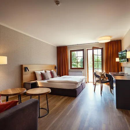 Waldhotel Kreuztanne Sayda