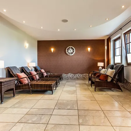 Otel Waldhotel Kreuztanne 4*