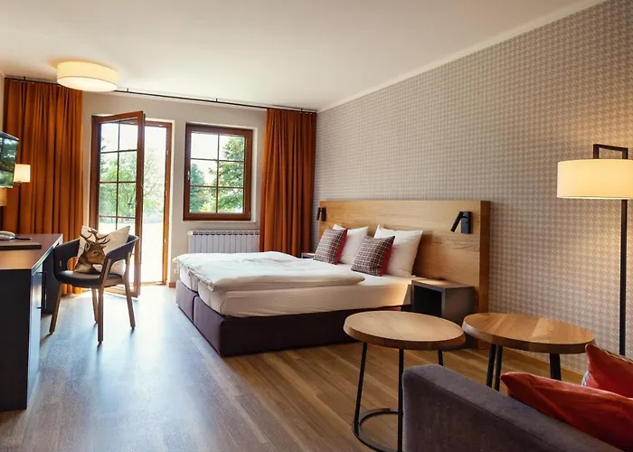 Hotel Waldhotel Kreuztanne 4*