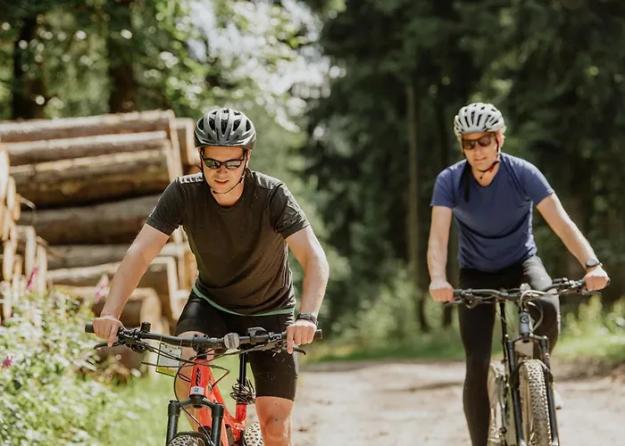 Waldhotel Kreuztanne فندق