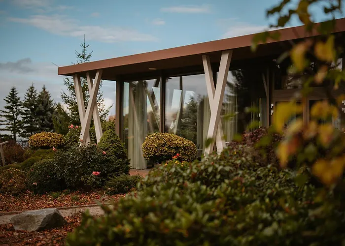 Waldhotel Kreuztanne 4* Sayda