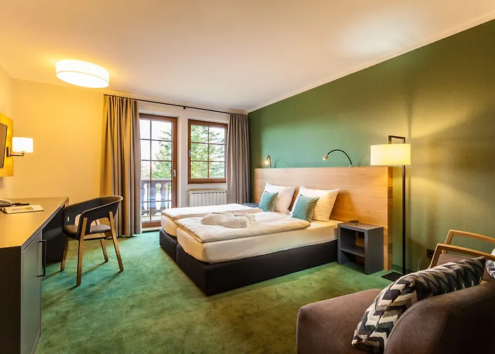 Waldhotel Kreuztanne 4* Sayda